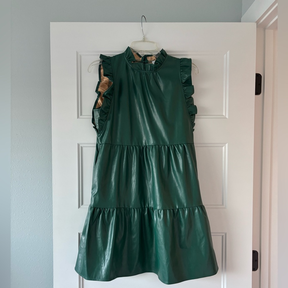Green vegan leather tiered dress size XS - Picture 13 of 14